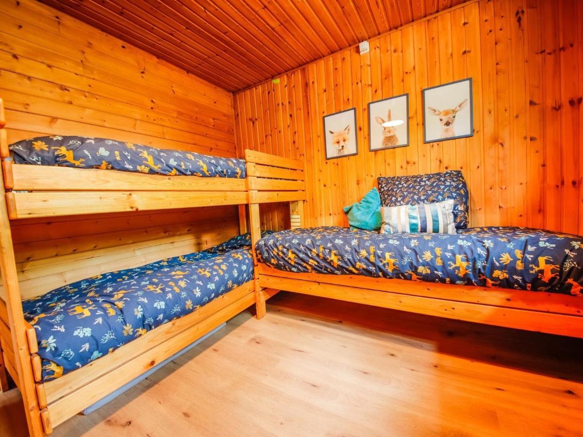 Chalet Le Beau Renard In Near Durbuy Somme-Leuze